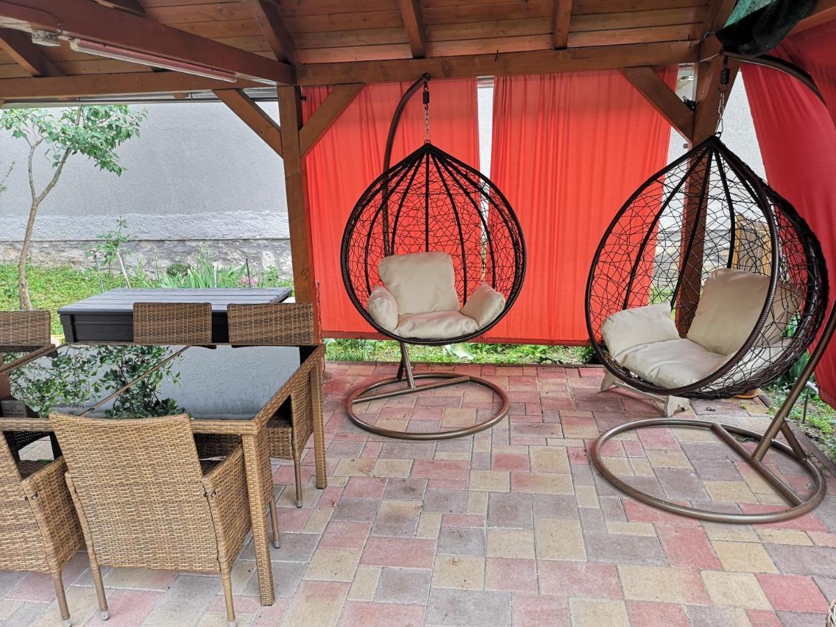 Szabo Vendeghaz Hotel Siklos Ngoại thất bức ảnh