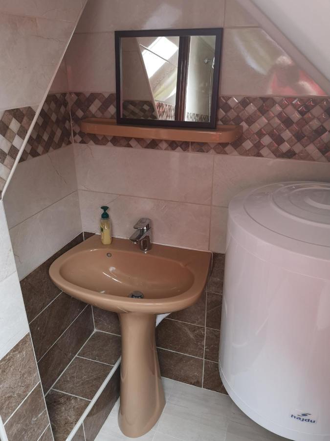 Szabo Vendeghaz Hotel Siklos Ngoại thất bức ảnh